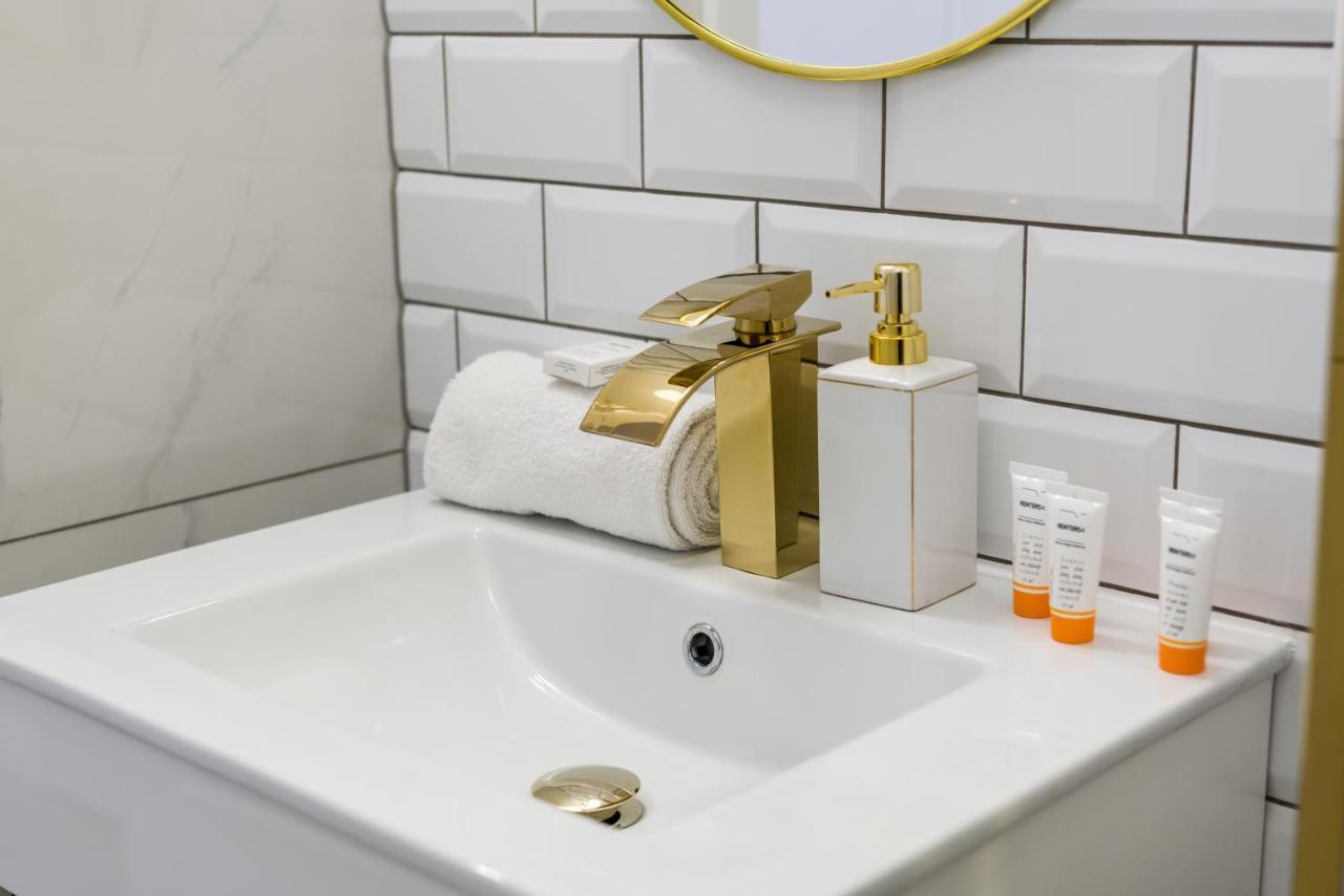 Modern Studio Apartments Poznan City Center By Noclegi Renters Екстериор снимка