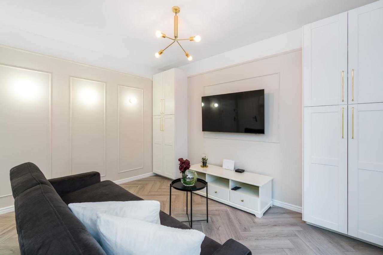 Modern Studio Apartments Poznan City Center By Noclegi Renters Екстериор снимка
